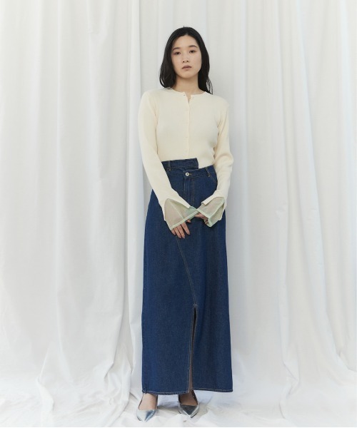 CIEL'AIR(シエルエアー)の「BICOLOR SLEEVE TOP(バイカラースリーブトップ)(ニット/セーター・レディース・チャコールグレー/アイボリー・FREE)」の4枚目の写真
