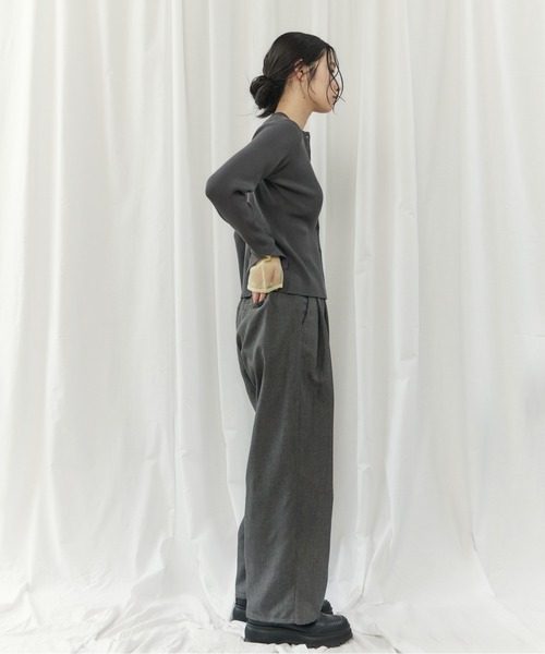 CIEL'AIR(シエルエアー)の「BICOLOR SLEEVE TOP(バイカラースリーブトップ)(ニット/セーター・レディース・チャコールグレー/アイボリー・FREE)」の18枚目の写真