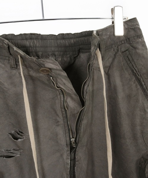 ADAM PATEK(アダムパテック)の「mp14755-grunge layered Cargo Pants レイヤードカーゴパンツ(AP2618046)(カーゴパンツ・メンズ・カーキ・FREE)」の12枚目の写真