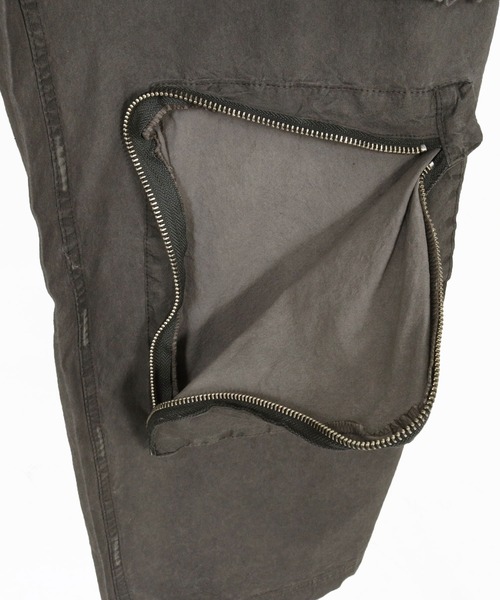 ADAM PATEK(アダムパテック)の「mp14755-grunge layered Cargo Pants レイヤードカーゴパンツ(AP2618046)(カーゴパンツ・メンズ・カーキ・FREE)」の17枚目の写真