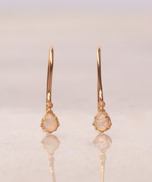 NOIR DE POUPEE（ノワールドプーペ）の「【WEB限定】K18vermeil エチオピアンオパール ドロップ フックピアス（ピアス（両耳用））」