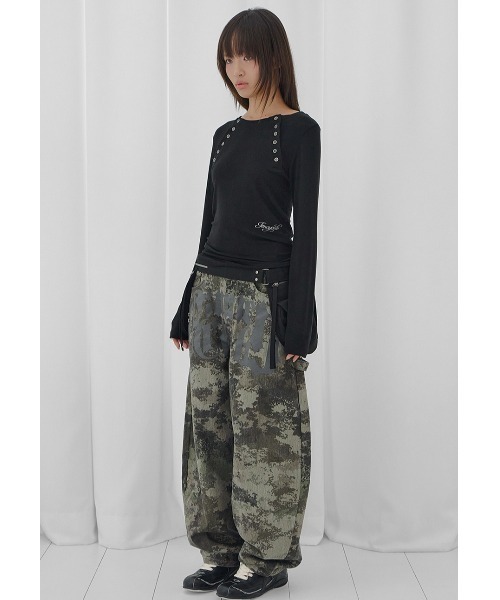 FANCY CLUB(ファンシークラブ)の「A'GEM/9 × .kom 『FANCY CLUB/ファンシークラブ』 CARGO BELTED BAG/カーゴベルトバッグ(ボディバッグ/ウエストポーチ・レディース・ブラック/カモフラージュ・FREE)」の7枚目の写真