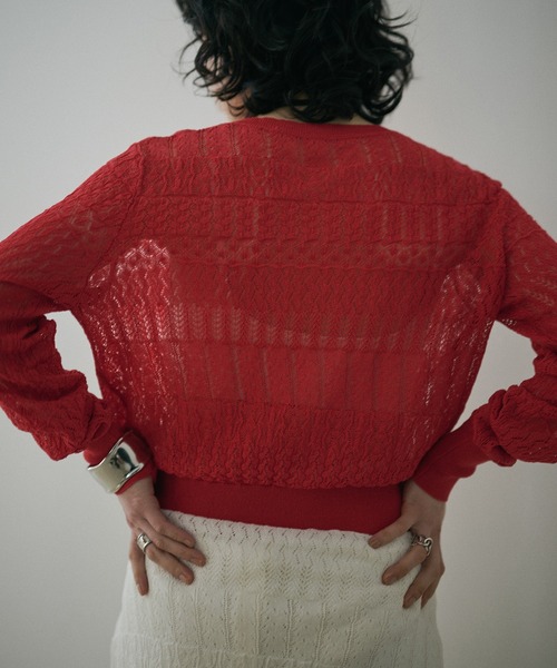 LAULEN（ローレン）の「openwork sheer knit cardigan /透かし編みシアーニットカーディガン（カーディガン/ボレロ・レディース・アイボリー/ブラック/レッド・FREE）」の11枚目の写真