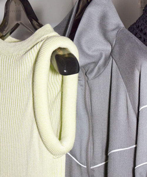 SEEALL(シーオール)の「SEEALL BOLD RIB TOP SAW63 KJ602:ニット(ニット/セーター・レディース・グリーン・FREE)」の2枚目の写真