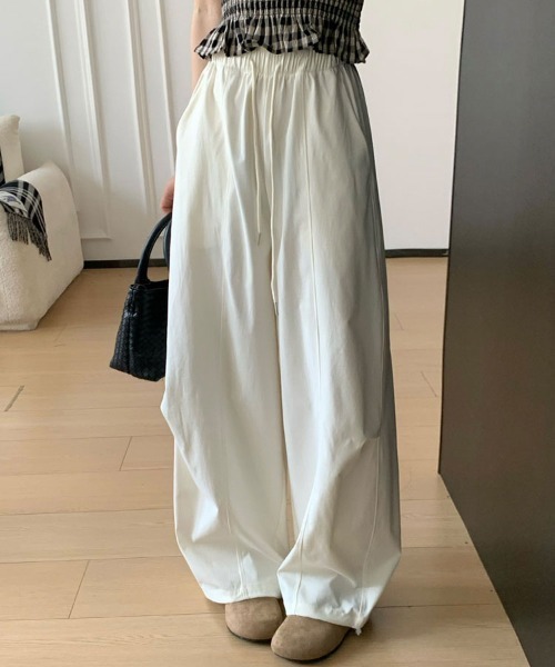SallyLunn(サリーラン)の「ワンポイント刺繍 ドロストワイドパンツ(その他パンツ・レディース・ネイビー/ブルー/ホワイト/ブラック・MEDIUM/LARGE)」の6枚目の写真
