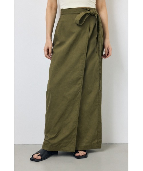 AZUL by moussy（アズールバイマウジー）の「ソフトリネンラップスカート（スカート・レディース・ブラック/ライトベージュ/カーキ・SMALL/MEDIUM）」の3枚目の写真