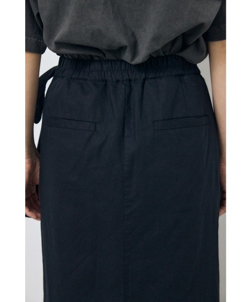 AZUL by moussy（アズールバイマウジー）の「ソフトリネンラップスカート（スカート・レディース・ブラック/ライトベージュ/カーキ・SMALL/MEDIUM）」の17枚目の写真
