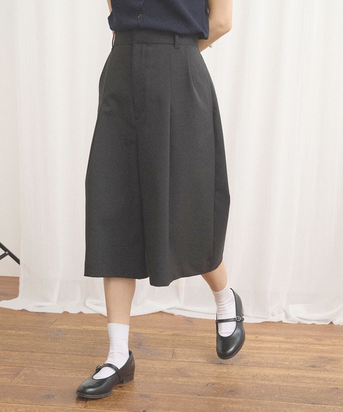 fig Ｌondon（フィグロンドン）の「standard haif pants（その他パンツ・レディース・チャコールグレー/グレー・FREE）」の2枚目の写真