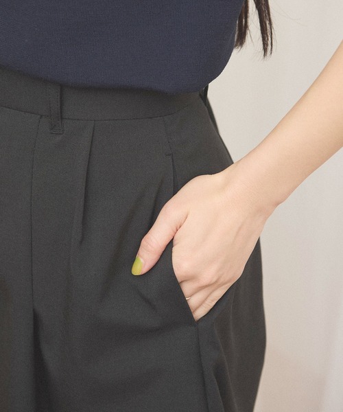 fig Ｌondon（フィグロンドン）の「standard haif pants（その他パンツ・レディース・チャコールグレー/グレー・FREE）」の5枚目の写真