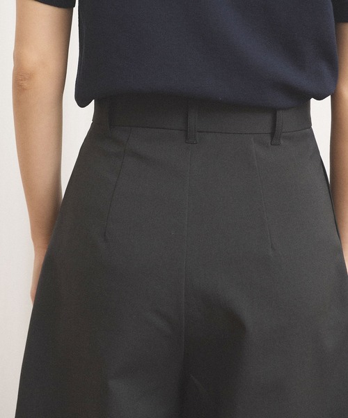 fig Ｌondon（フィグロンドン）の「standard haif pants（その他パンツ・レディース・チャコールグレー/グレー・FREE）」の4枚目の写真