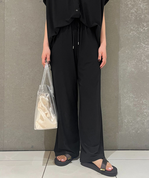 SLOBE IENA(スローブイエナ)の「《2枚セット》カットジョーゼットセットアップ(Tシャツ/カットソー・レディース・ブラック/ブラウン・36/38)」の19枚目の写真