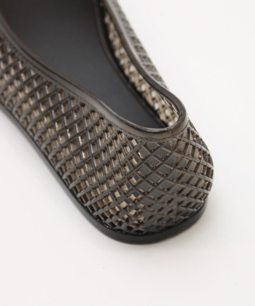 and it_(アンドイット)の「クリスタルシューズ(パンプス・レディース・カーキ/ブラック/ネイビー/クリア・LARGE/MEDIUM)」の8枚目の写真