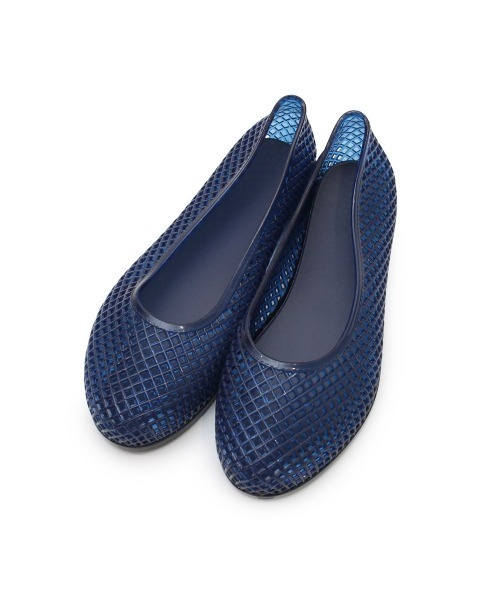 and it_(アンドイット)の「クリスタルシューズ(パンプス・レディース・カーキ/ブラック/ネイビー/クリア・LARGE/MEDIUM)」の5枚目の写真