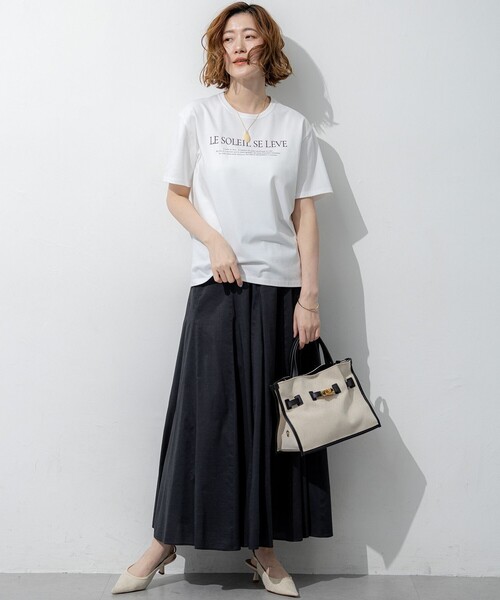 23区 L(ニジュウサンクオオキイサイズ)の「LE SOLEIL SE LEVE ロゴ Tシャツ(Tシャツ/カットソー・レディース・ホワイト系/ダークブラウン系/ブルー系/ブラウン系・44/46/48)」の20枚目の写真