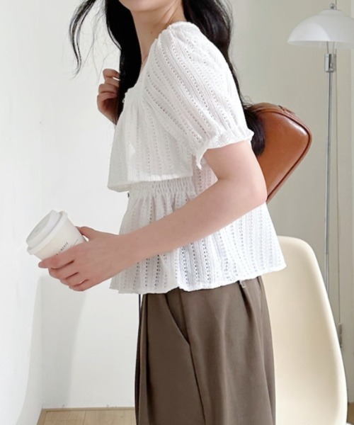 Ada.（エイダ）の「透かし編み スクエアネックパフスリーブ フレアカットソー（Tシャツ/カットソー・レディース・ブラック/ブルー/ホワイト・FREE）」の8枚目の写真