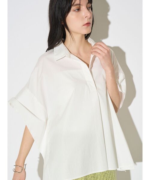 ELENDEEK(エレンディーク)の「オーバーテントブラウス(シャツ/ブラウス・レディース・ライトブルー/グレー/オフホワイト・FREE)」の1枚目の写真