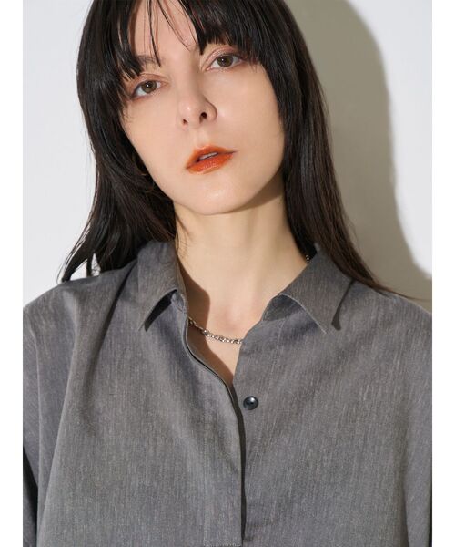ELENDEEK(エレンディーク)の「オーバーテントブラウス(シャツ/ブラウス・レディース・ライトブルー/グレー/オフホワイト・FREE)」の16枚目の写真