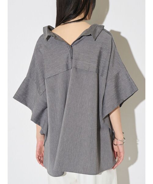 ELENDEEK(エレンディーク)の「オーバーテントブラウス(シャツ/ブラウス・レディース・ライトブルー/グレー/オフホワイト・FREE)」の5枚目の写真