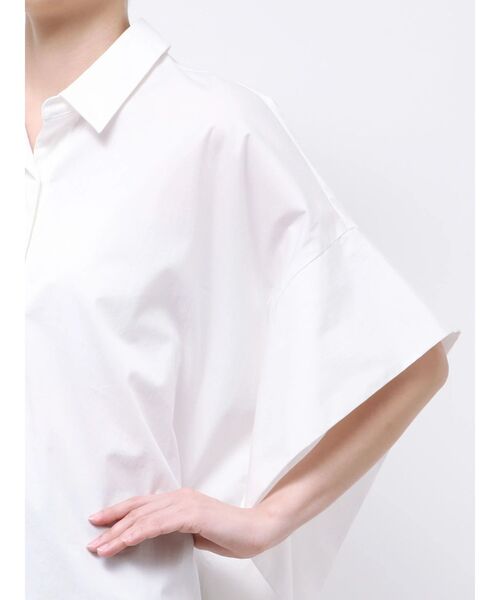 ELENDEEK(エレンディーク)の「オーバーテントブラウス(シャツ/ブラウス・レディース・ライトブルー/グレー/オフホワイト・FREE)」の10枚目の写真