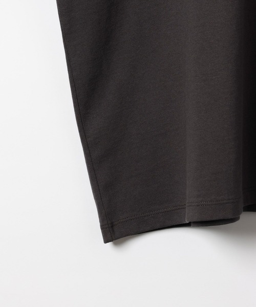 GLOBAL WORK(グローバルワーク)の「冷感コットンプリントBIGTシャツ636805(Tシャツ/カットソー・レディース・ホワイト/ダークブラウン/ダークグレー/ネイビー/グリーン/レッド・LARGE/MEDIUM)」の10枚目の写真