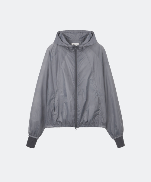 YUJI(ユジ)の「FUTURE AIRLIGHT WINDBREAKER GREY(ナイロンジャケット・レディース・グレー・SMALL/MEDIUM/LARGE)」の7枚目の写真
