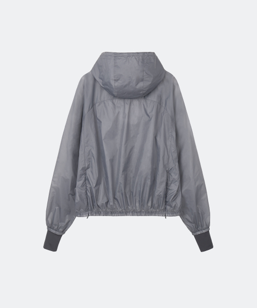 YUJI(ユジ)の「FUTURE AIRLIGHT WINDBREAKER GREY(ナイロンジャケット・レディース・グレー・SMALL/MEDIUM/LARGE)」の8枚目の写真