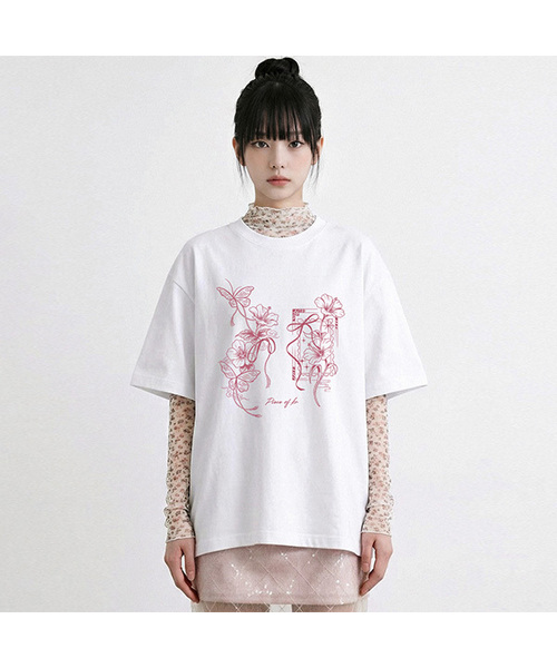 RANDOMOFF（ランダムオフ）の「FLOWER KNOT OVER FIT T-SHIRT (3color)（Tシャツ/カットソー・レディース・ネイビー/ホワイト/ブラック・SMALL/MEDIUM/LARGE/X-LARGE）」の2枚目の写真