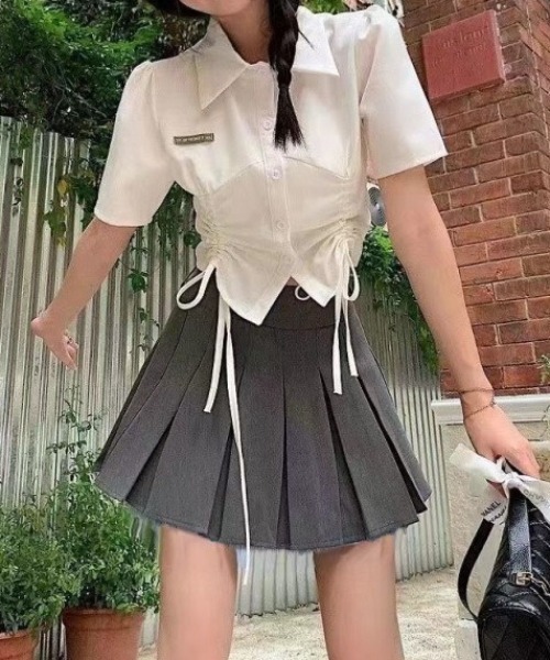 SHEPP(シープ)の「ドロストギャザー半袖クロップドシャツ(シャツ/ブラウス・レディース・ホワイト・S/M)」の9枚目の写真