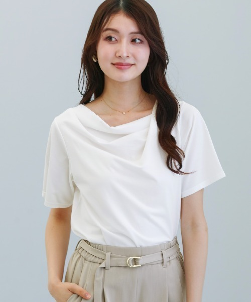 Emilyan（エミリアン）の「【 汗ジミ防止・撥水・速乾 】シルケットカットソー・アシメドレープTシャツ（Tシャツ/カットソー・レディース・ホワイト/ネイビー・L/M/S）」の21枚目の写真