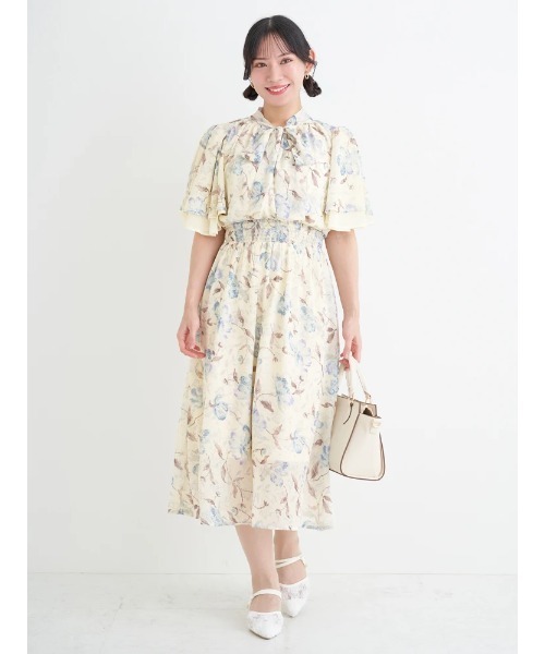 Re-J&SUPURE(リジェイアンドスプル)の「【大きいサイズ】【WEB限定】花柄ボウタイワンピース(ワンピース・レディース・ブルー/ピンク・XXXX-LARGE/XXX-LARGE/XX-LARGE)」の4枚目の写真