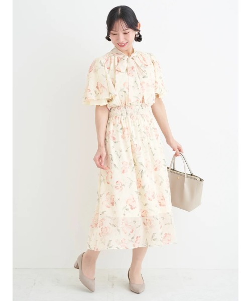 Re-J&SUPURE(リジェイアンドスプル)の「【大きいサイズ】【WEB限定】花柄ボウタイワンピース(ワンピース・レディース・ブルー/ピンク・XXXX-LARGE/XXX-LARGE/XX-LARGE)」の9枚目の写真