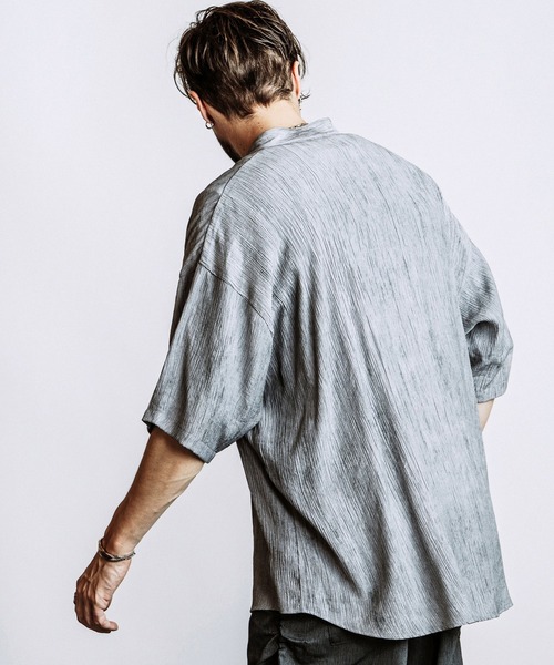 NO ID.(ノーアイディ)の「【NO ID.】Half Sleeve V-Neck BIG Shirt / ハーフスリーブ Vネック ビッグ シャツ(シャツ/ブラウス・メンズ・ホワイト/グレー/ブラック・ONE SIZE)」の14枚目の写真