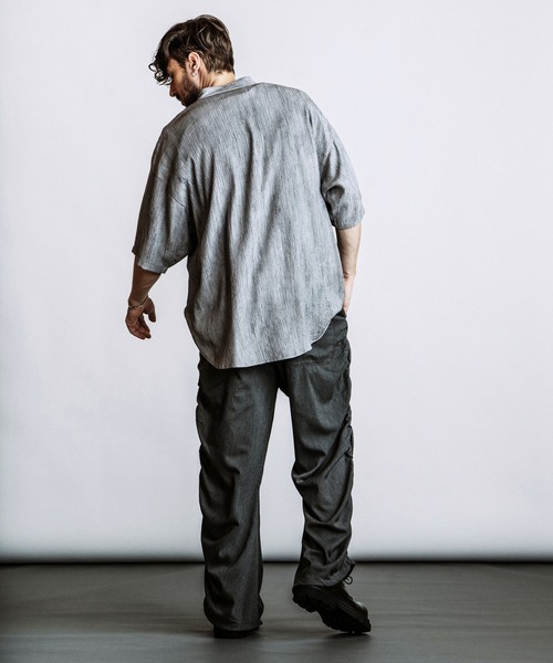 NO ID.(ノーアイディ)の「【NO ID.】Half Sleeve V-Neck BIG Shirt / ハーフスリーブ Vネック ビッグ シャツ(シャツ/ブラウス・メンズ・ホワイト/グレー/ブラック・ONE SIZE)」の18枚目の写真