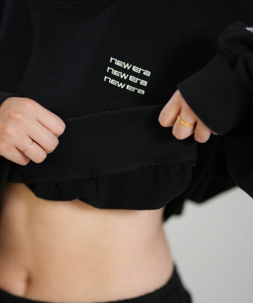 NEW ERA(ニューエラ)の「NEW ERA/ニューエラ スウェット クロップド丈 CROPPED SWEAT CREW NECK 15129273/15129274(パーカー・レディース・ブラック/ライトグレー・M/S)」の9枚目の写真