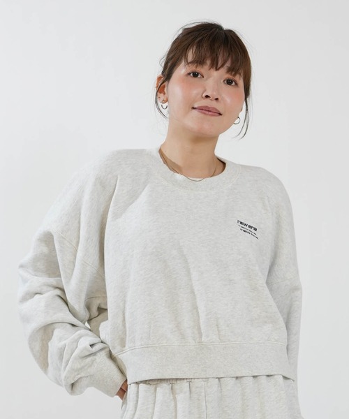 NEW ERA(ニューエラ)の「NEW ERA/ニューエラ スウェット クロップド丈 CROPPED SWEAT CREW NECK 15129273/15129274(パーカー・レディース・ブラック/ライトグレー・M/S)」の10枚目の写真
