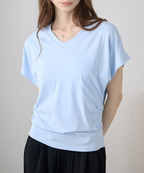 DAYRA(デイラ)の「Vネック サイド ギャザー 半袖 カットソー(Tシャツ/カットソー・レディース・ホワイト/ライトブルー/ブラック/ブラウン/グレー/ライトピンク・FREE)」の5枚目の写真