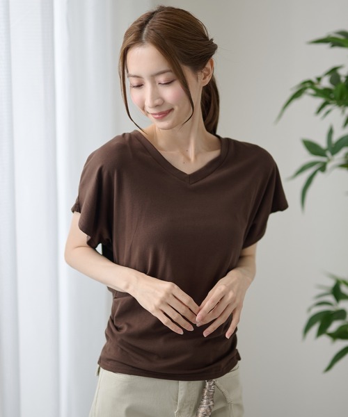DAYRA(デイラ)の「Vネック サイド ギャザー 半袖 カットソー(Tシャツ/カットソー・レディース・ホワイト/ライトブルー/ブラック/ブラウン/グレー/ライトピンク・FREE)」の18枚目の写真
