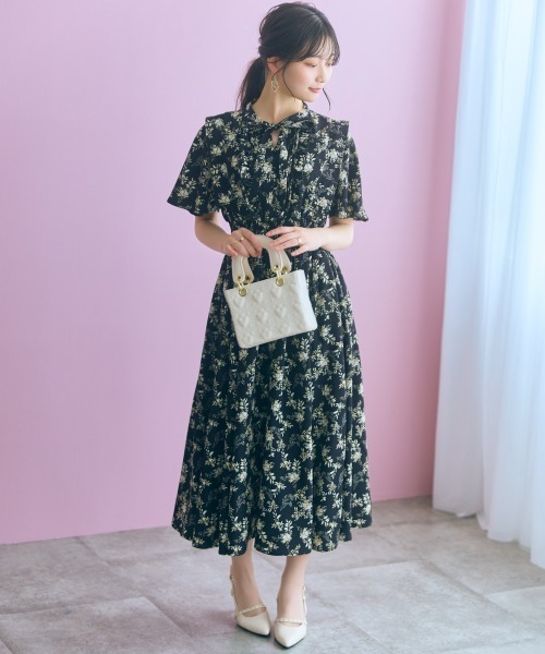marun(マルン)の「【新色追加】<大きいサイズ>リボン付花柄フリルワンピース marun(ワンピース・レディース・ピンク系/ブラック/アイボリー・L/4L/3L/LL/5L)」の20枚目の写真