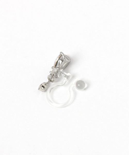LAKOLE（ラコレ）の「オーロラバタフライノンホールピアス / 676372（ピアス（両耳用）・レディース・その他1/その他2・FREE）」の4枚目の写真