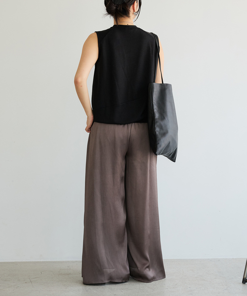 IENA LA BOUCLE(イエナラブークル)の「IENA LA BOUCLE サテン楊柳ギャザーパンツ(その他パンツ・レディース・ウッド/ライトグレー/ブラック・36/38/40)」の21枚目の写真