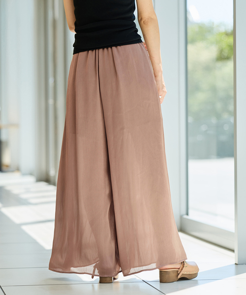 IENA LA BOUCLE(イエナラブークル)の「IENA LA BOUCLE サテン楊柳ギャザーパンツ(その他パンツ・レディース・ウッド/ライトグレー/ブラック・36/38/40)」の15枚目の写真