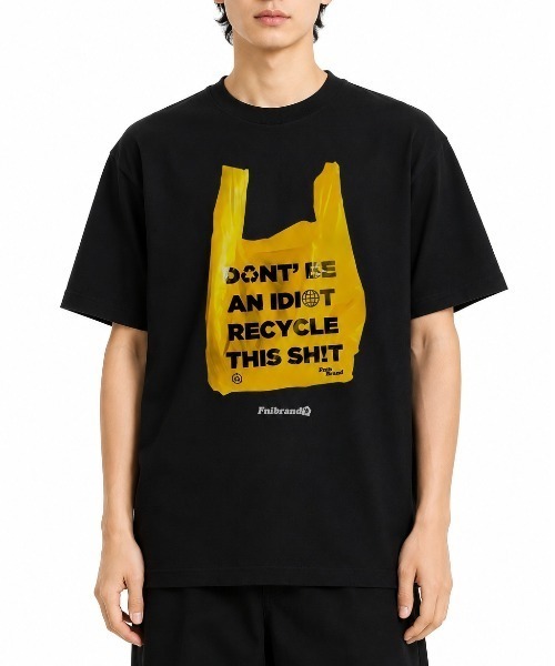 ビッグシルエット イエローバッグプリントTシャツ（Tシャツ/カットソー