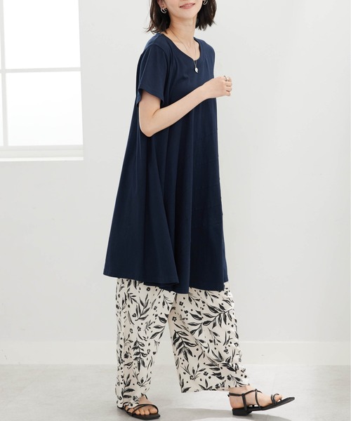 BELLUNA PLUS（ベルーナ）の「切替デザインチュニックワンピース（チュニック・レディース・レッド/ネイビー/ターコイズブルー・MEDIUM/X-LARGE/LARGE）」の6枚目の写真