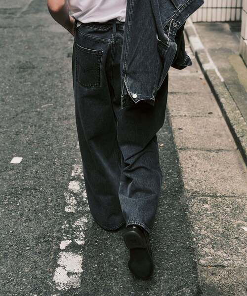 Levi's(リーバイス)の「Levi’s(リーバイス) 別注 Baggy Wide Leg デニムパンツ(L30)(デニムパンツ・メンズ・チャコールグレー・36/34/32/30/28)」の22枚目の写真