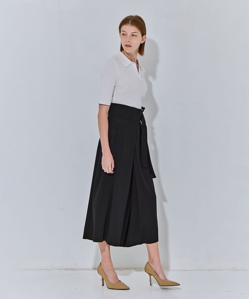 UJOH（ウジョー）の「【UJOH/ウジョー】別注 Wrap Culottes（スラックス・レディース・グレー/ブラック・3/2）」の9枚目の写真
