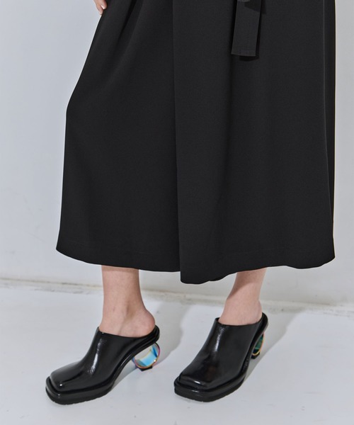 UJOH（ウジョー）の「【UJOH/ウジョー】別注 Wrap Culottes（スラックス・レディース・グレー/ブラック・3/2）」の13枚目の写真
