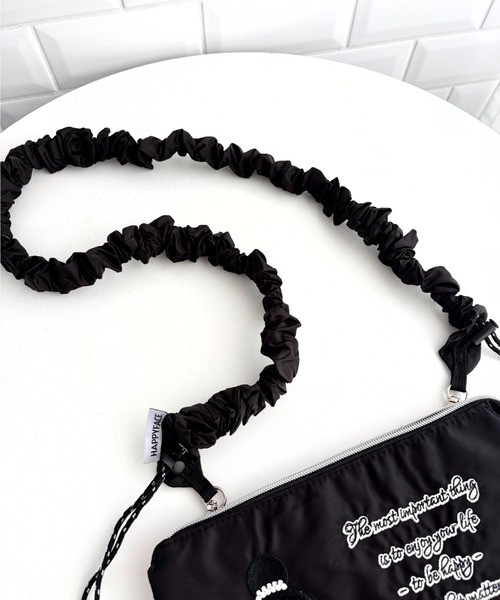 HAPPY FACE（ハッピーフェイス）の「ＥＭＭＡクシュクシュ新刺?ショルダーＢＫ（ショルダーバッグ・レディース・ブラック・ONE SIZE）」の12枚目の写真