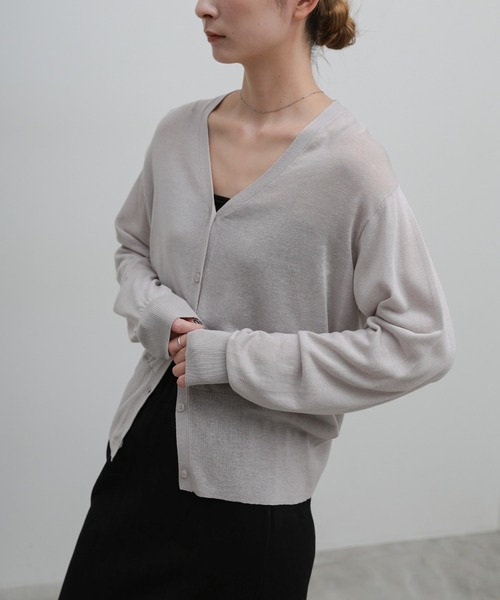 select MOCA(セレクトモカ)の「ドライタッチVネックシアーカーディガン(カーディガン/ボレロ・レディース・グレー/ベージュ/ブラック・FREE)」の9枚目の写真