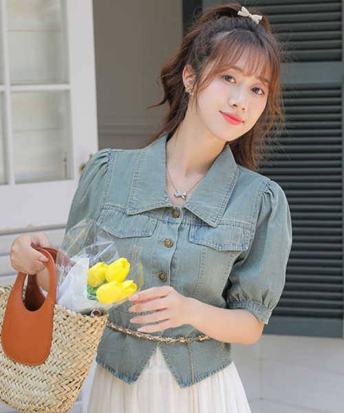 2ly2（トゥーリートゥー）の「ウエスト美人見え◎パフ袖デニムブラウス（シャツ/ブラウス・レディース・ブルー・FREE）」の13枚目の写真