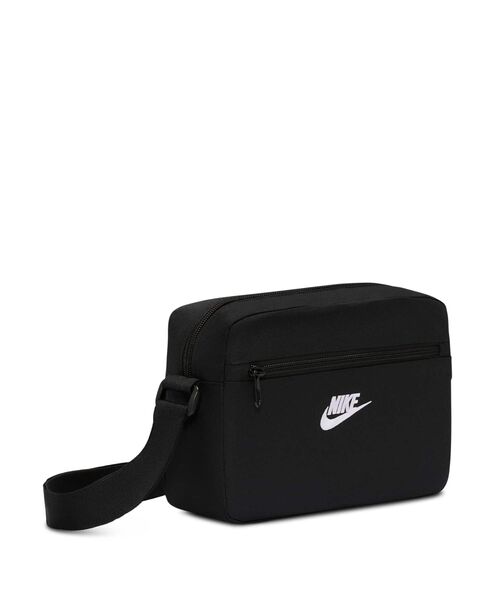 NIKE(ナイキ)の「ナイキ ヘリテージ クロスボディバッグ 2.0 (4L) / Nike Heritage Crossbody Bag 2.0 (4L) IB4378-010 Black(ボディバッグ/ウエストポーチ・メンズ・ブラック・ONE SIZE)」の2枚目の写真